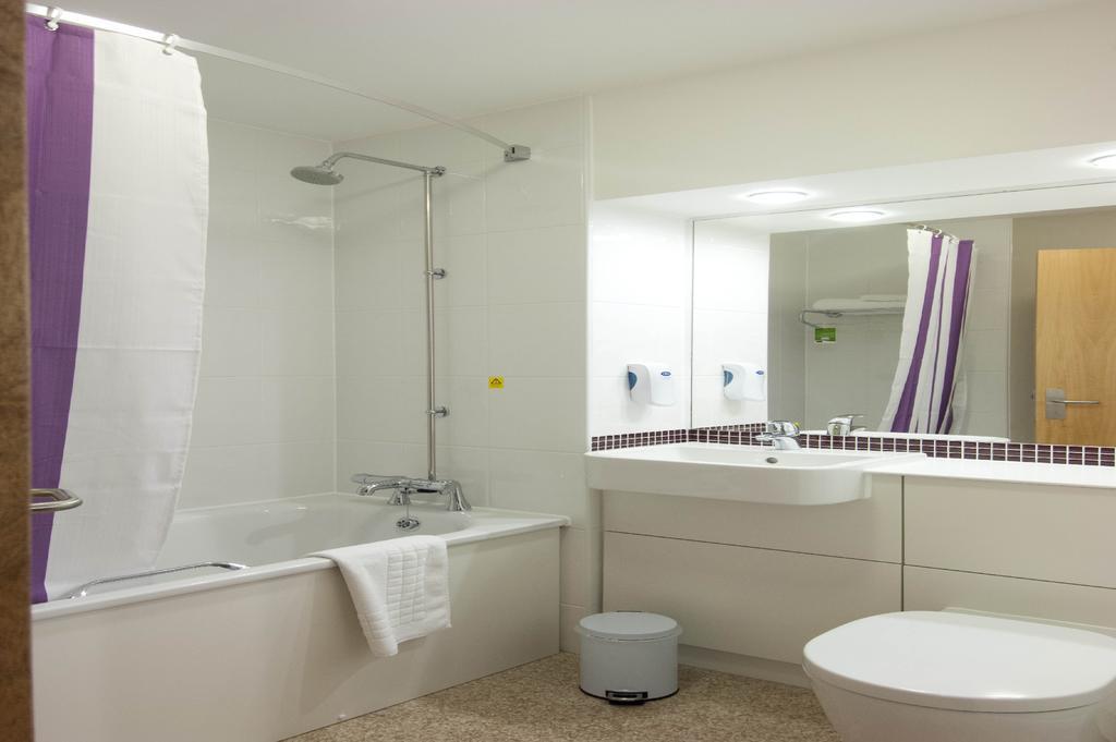 Premier Inn Manchester - Handforth Esterno foto