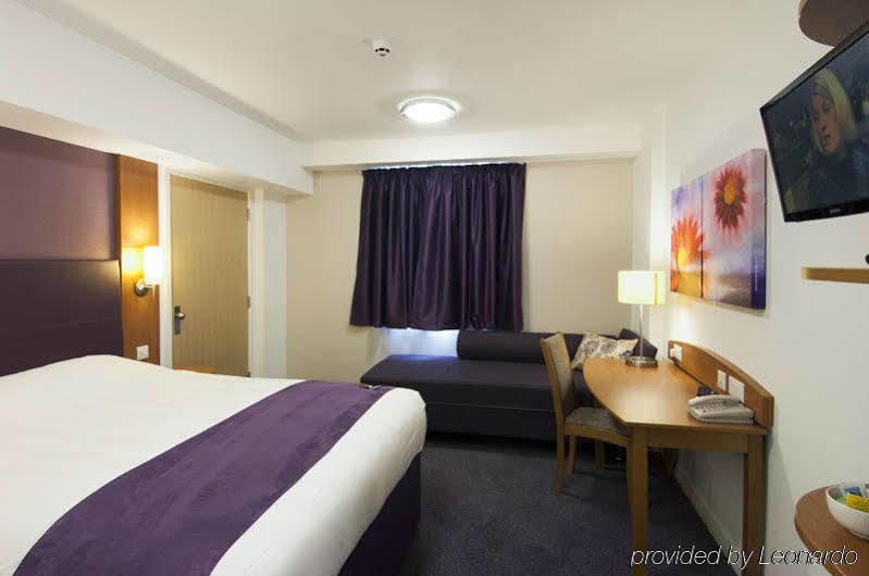 Premier Inn Manchester - Handforth Esterno foto
